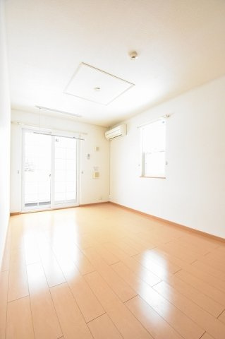 マーベラスＢの居間・リビング