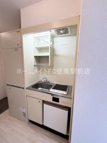 大阪市鶴見区鶴見４丁目の賃貸マンションのキッチン