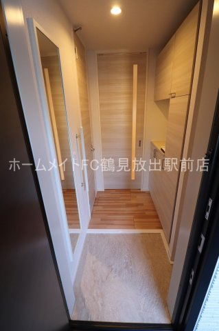 東大阪市徳庵本町の賃貸マンションの玄関