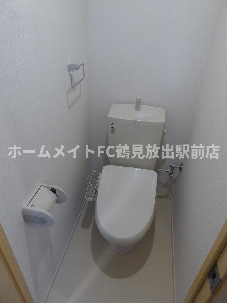 大阪市城東区放出西２丁目の賃貸マンションのトイレ