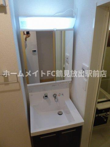 大阪市城東区放出西２丁目の賃貸マンションの独立洗面台