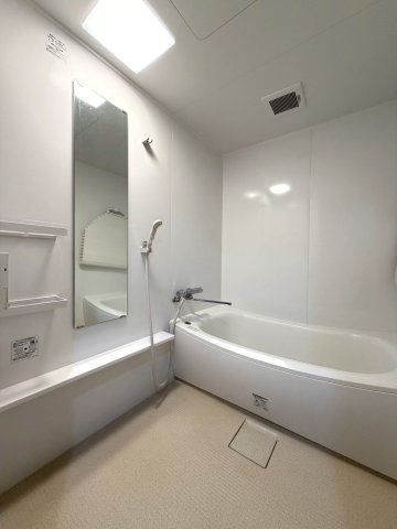 ヴェルビュ天神山公園の浴室