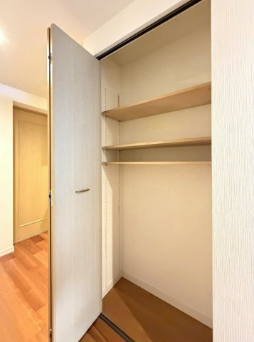 ヴェルビュ天神山公園の収納