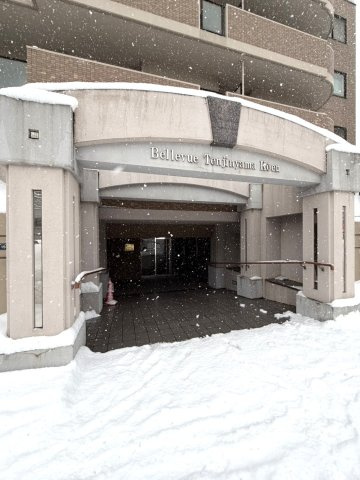 ヴェルビュ天神山公園