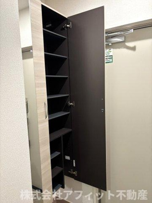 【玄関】 | D-residence明神 | シューズボックス