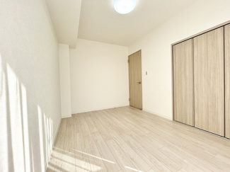 【洋室】 | エクレール第弐相模原 | 個人の部屋や寝室として使える洋室。