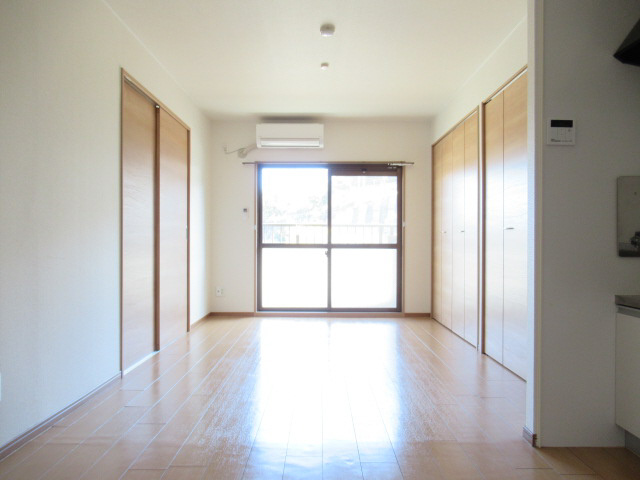 ベイビレッジＩＮＯＵＥの居間・リビング