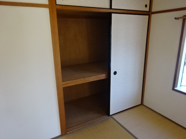 メゾン大津和の収納