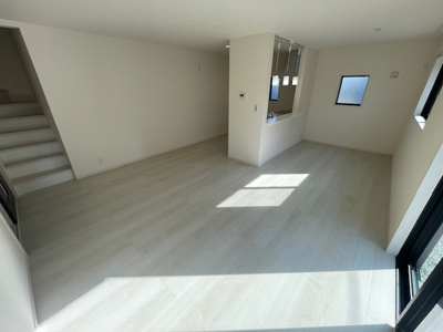 【居間・リビング】 | 山本町戸建