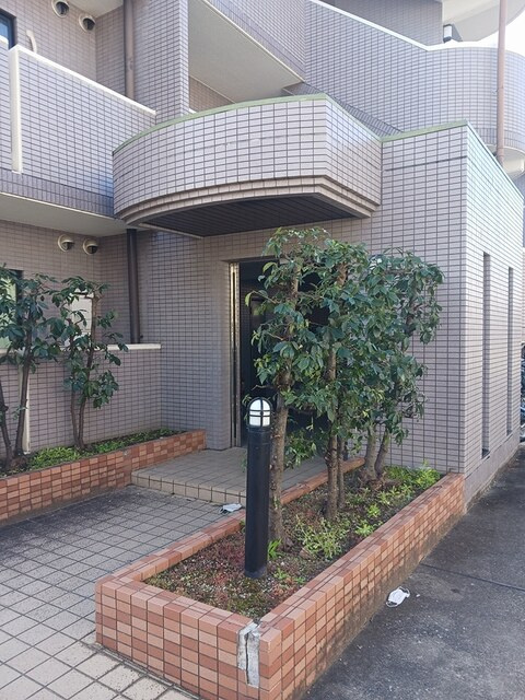 パラマウントビレッジ東岩田　Aのエントランス
