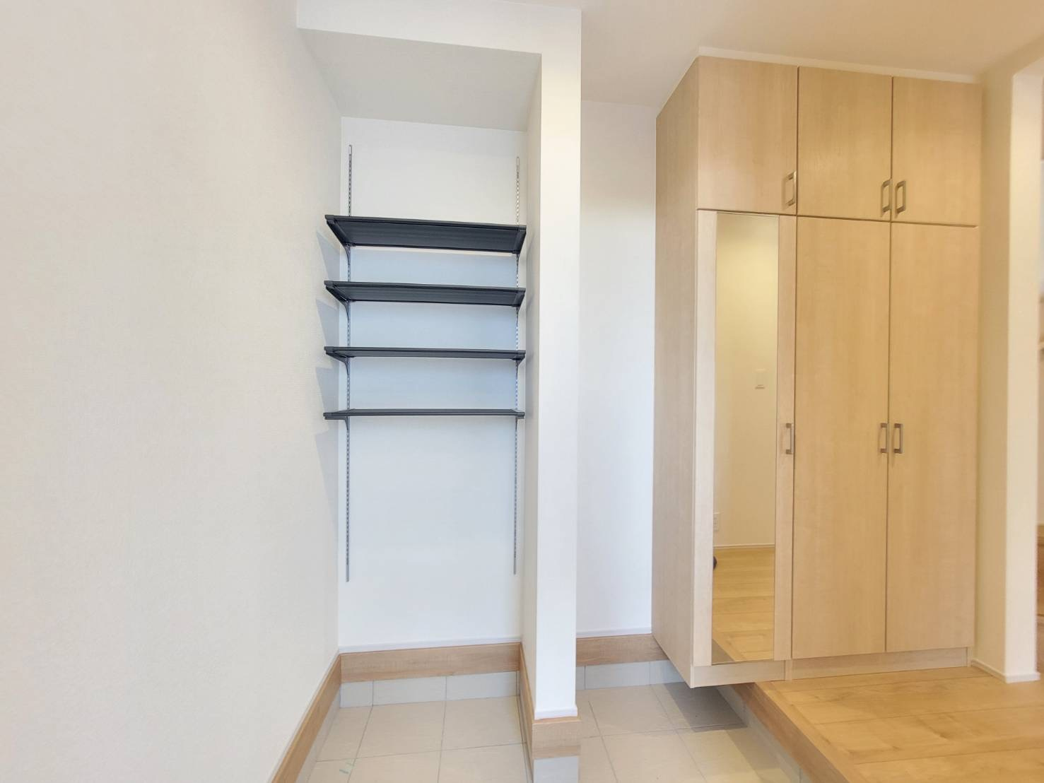  の前面道路含む現地写真|〇4号棟〇
3（4）LDK+S+ビルトインガレージ1台+屋外カースペース1台
※2026年4月撮影