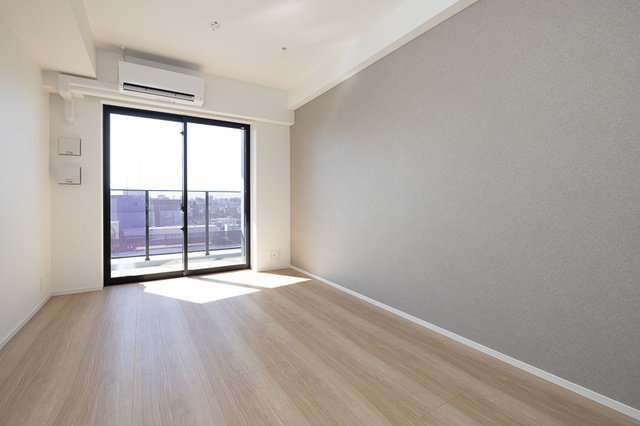ＲＪＲプレシア東十条ガーデンの居間・リビング|※写真は同タイプ住戸（反転タイプ）です。