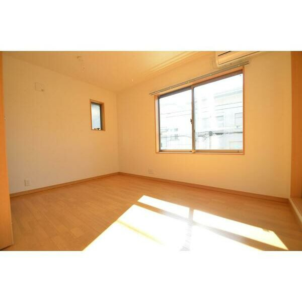 メゾン・ド・アジュールの洋室