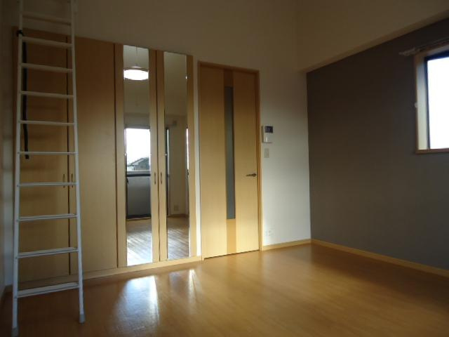 加古川市野口町長砂のアパートの内装|室内