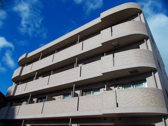 加古川市加古川町本町の賃貸マンション