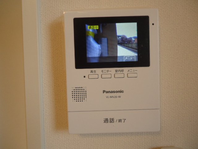 加古川市加古川町中津のアパートの内装|カメラ付インターホン