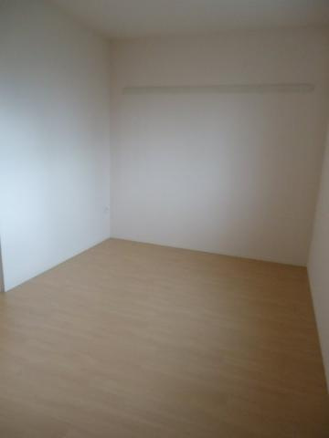 加古川市加古川町中津のアパートの内装|洋室