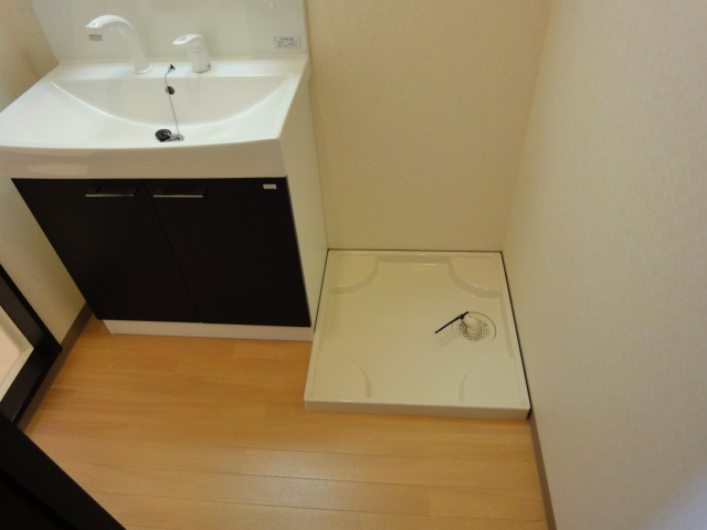 加古川市尾上町今福のアパートのその他|洗濯機置場