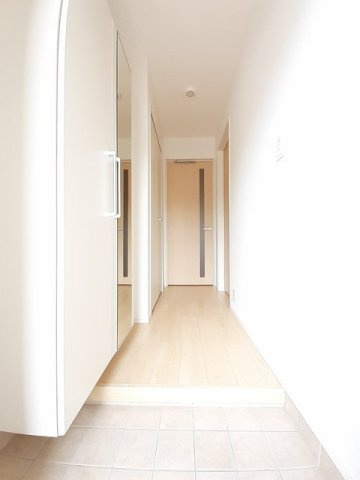 コンフォーティア鮎喰の玄関