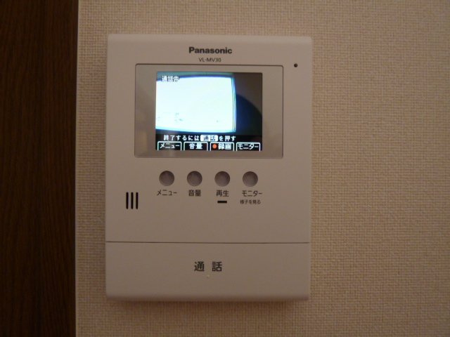 加古川市野口町二屋のアパートの内装|カメラ付インターホン