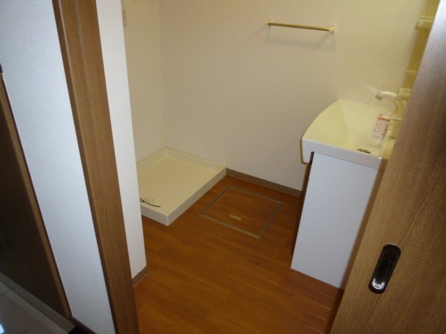 加古川市野口町二屋のアパートの洗面所|洗面（イメージ）