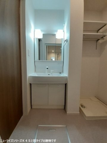 加古川市尾上町安田のアパートの洗面所