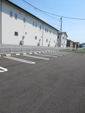 クック　Ⅵの駐車場