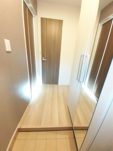 エルハーベン幟町の玄関