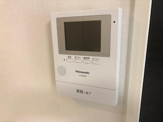 加古川市加古川町稲屋のアパートの内装|カメラ付インターホン