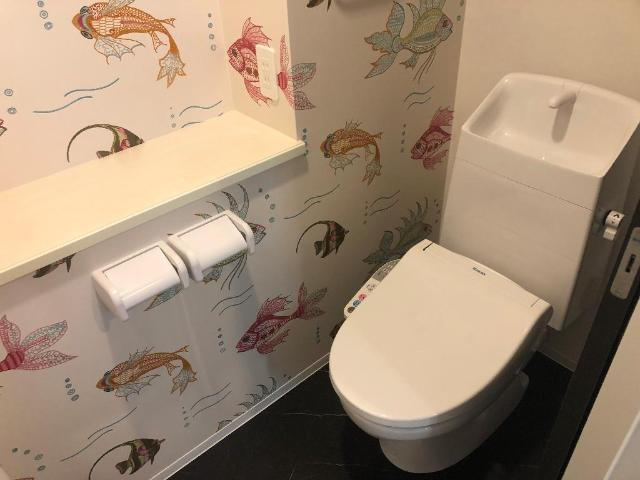 加古川市加古川町稲屋のアパートのトイレ|シャワー付トイレ