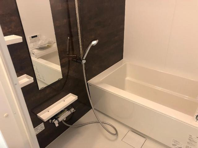 加古川市加古川町稲屋のアパートの浴室|バス