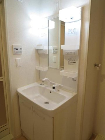 クラール　安宅Ａの洗面所