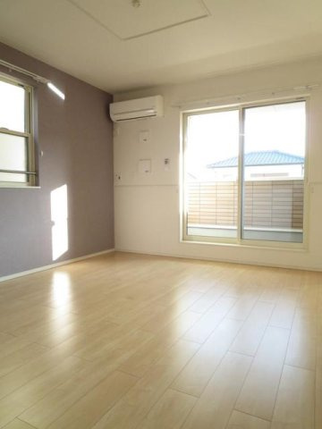 クラール　安宅Ａの居間・リビング