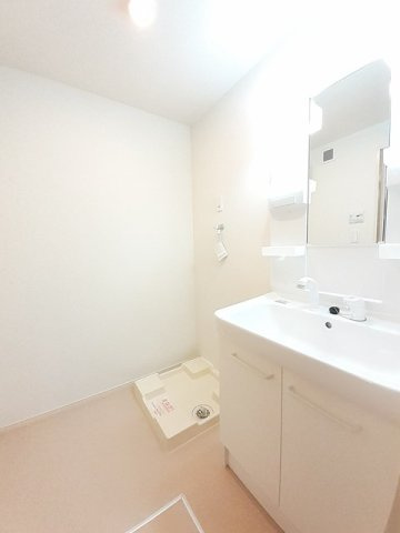 クラールプレディエＤの洗面所