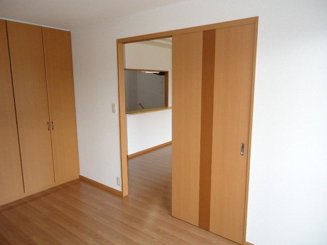 加古川市尾上町安田のアパートの内装|洋室