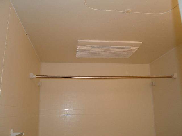 加古川市尾上町安田のアパートのその他|浴室乾燥機