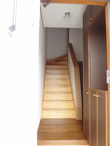 グレイスランド鳴門Ａの玄関|ゆったりとした玄関です