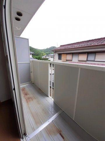 オーブリー鳴門　Ｂのバルコニー|お洗濯にも便利なバルコニー付き