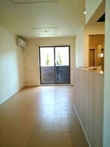 クラール名東イースト　Ｂの居間・リビング