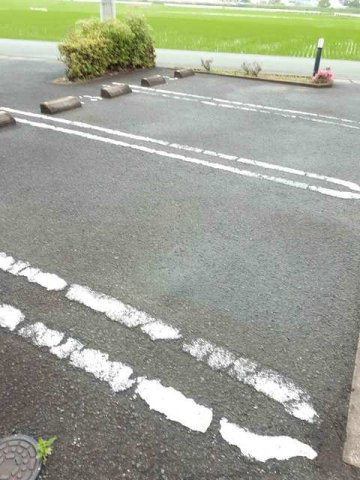 ネムス　Ｃの駐車場