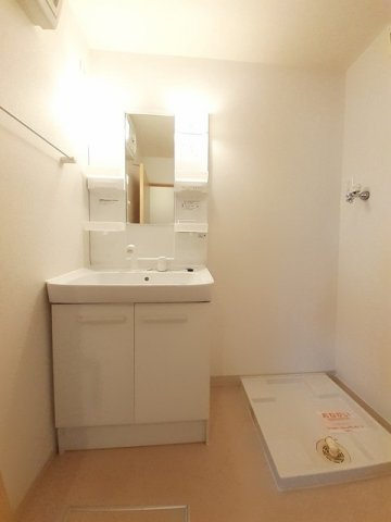 クラール名東　Ｂの洗面所