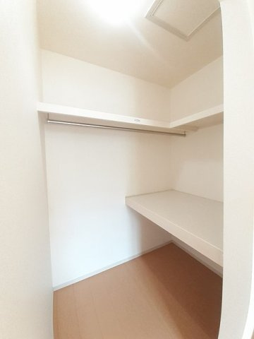 クラール名東　Ｂの収納