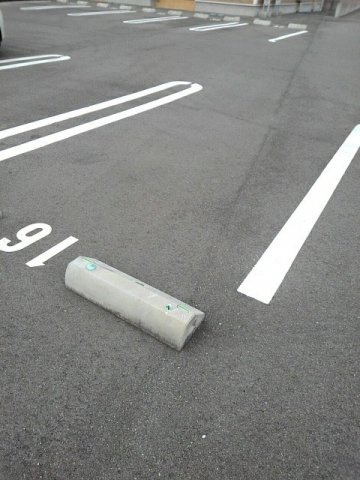 ルシール　名東Ｂの駐車場