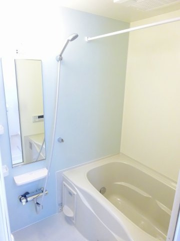 藍らんどこくふＣの浴室