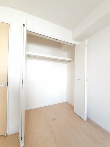 ロータス南島田Ｄの収納