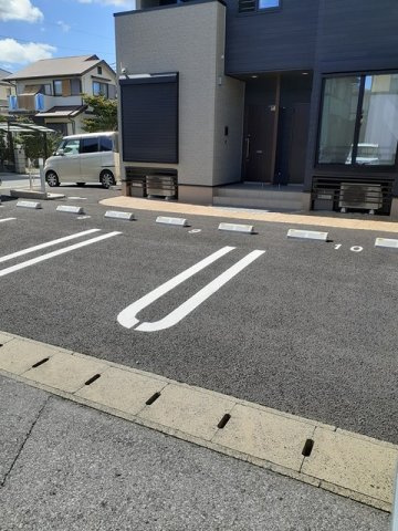 エクセレント　ヴィラ　Ⅱの駐車場|駐車場があります