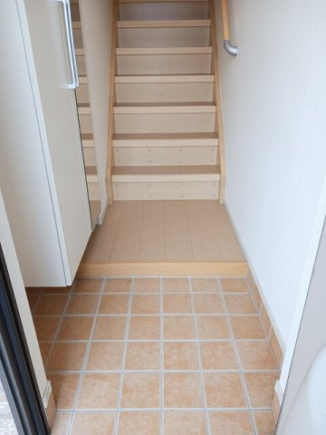 コッティ　クワハラⅡの玄関