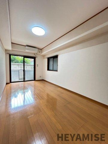 アルテピソの居間・リビング|※同間取りの別の階のお部屋の画像です※
