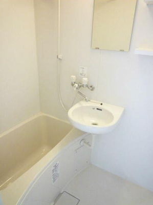 【浴室】 | アイコート中野新橋 | 浴室乾燥機付きバス。