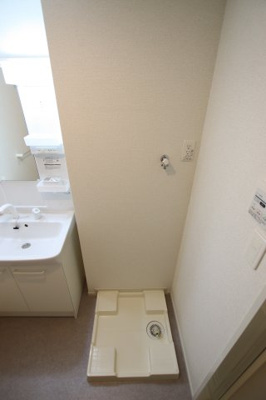 【設備】 | トゥージュールアンサンブルⅡ | 室内洗濯機置場